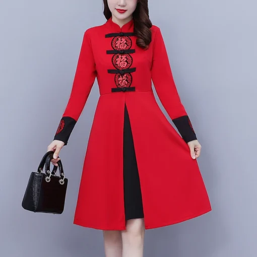 Kadın Kırmızı Cheongsam Qipao Elbise – Retro Tarz, Şenlik İçin Geliştirilmiş Çin Geleneksel Elbise (M-5XL Beden) - Görsel 4